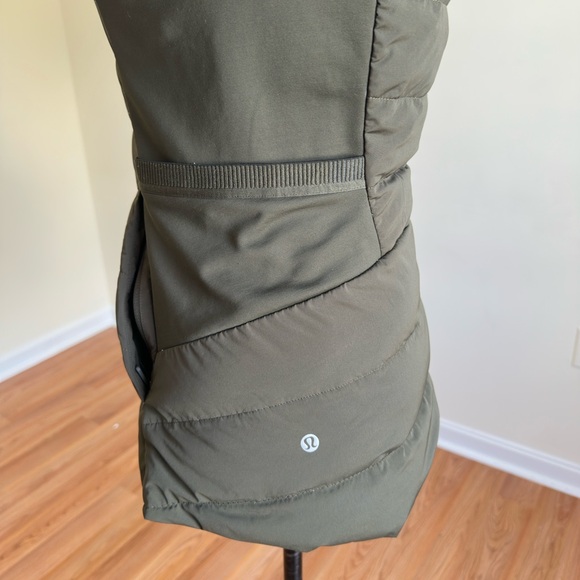 Lululemon athletica Down For It All Jacket Dark Olive Size 6 | Running Primaloft - Picture 12 of 17